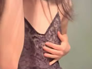 純情白絲長腿美女初次下海帶面罩手指玩小穴